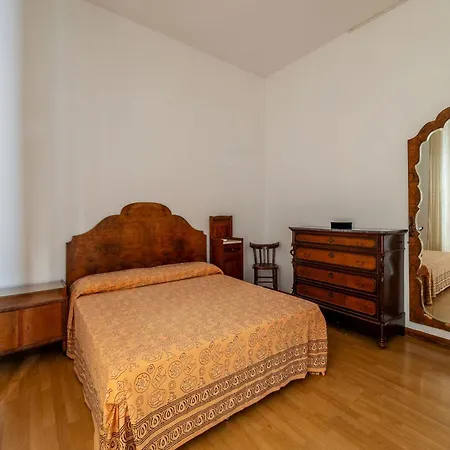 Guesthost - Comfy Garbatella Apartment Rom