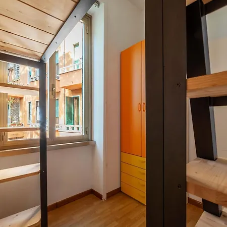 Guesthost - Comfy Garbatella *