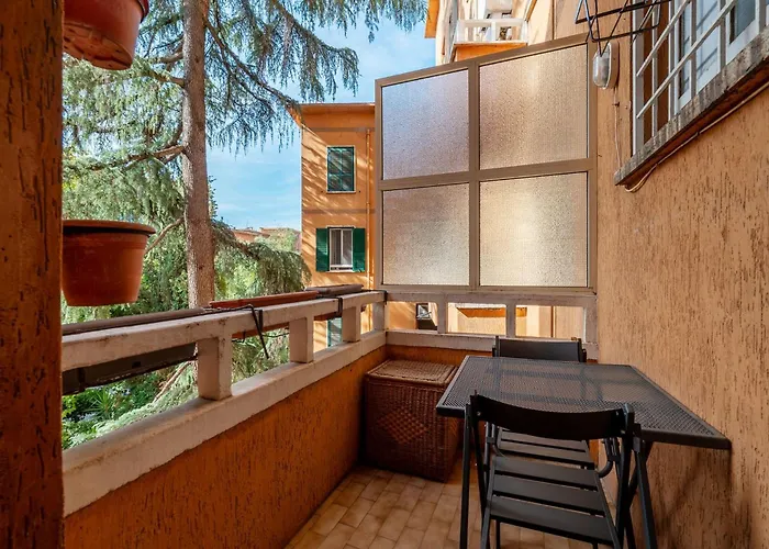 Guesthost - Comfy Garbatella * Ρώμη